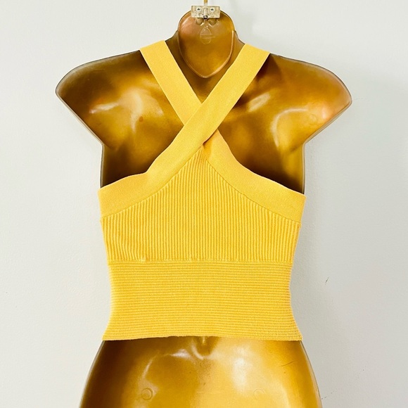 Abercrombie & Fitch Knit Halter Crop Top – Butter Yellow – Boho Chic - Picture 4 of 6